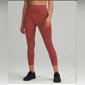 Lululemon Wunder Train HR 24” Crop Leggings – Size 4 Color: Crackle Glaze Orange